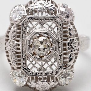 Antique Art Deco 1930's White Gold Diamond Ring